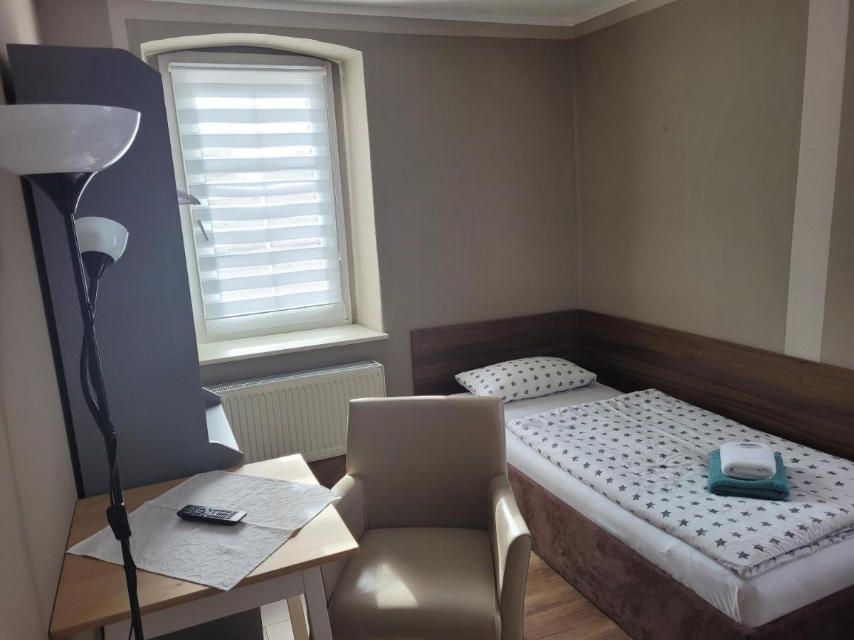 Nunchritz Hotel Und Pension Al Dente מראה חיצוני תמונה