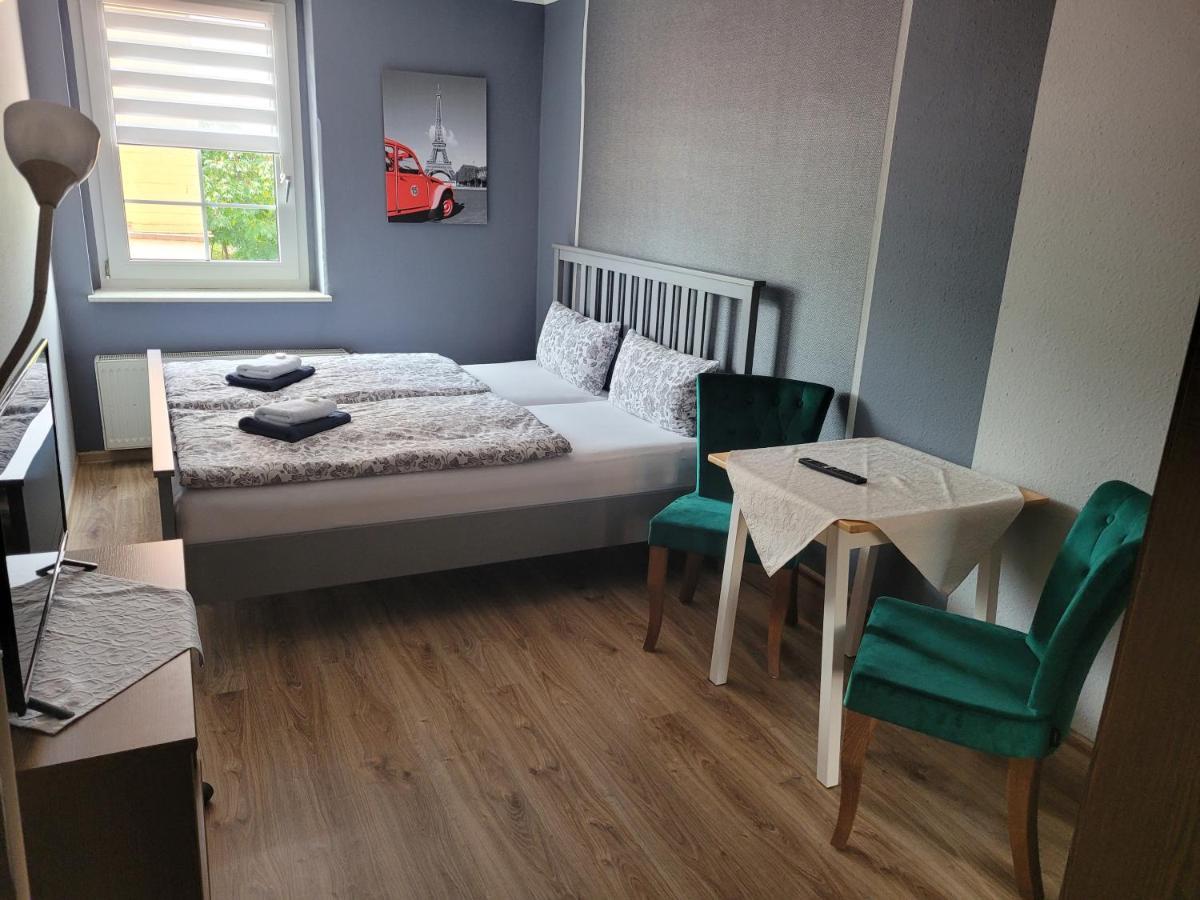 Nunchritz Hotel Und Pension Al Dente מראה חיצוני תמונה